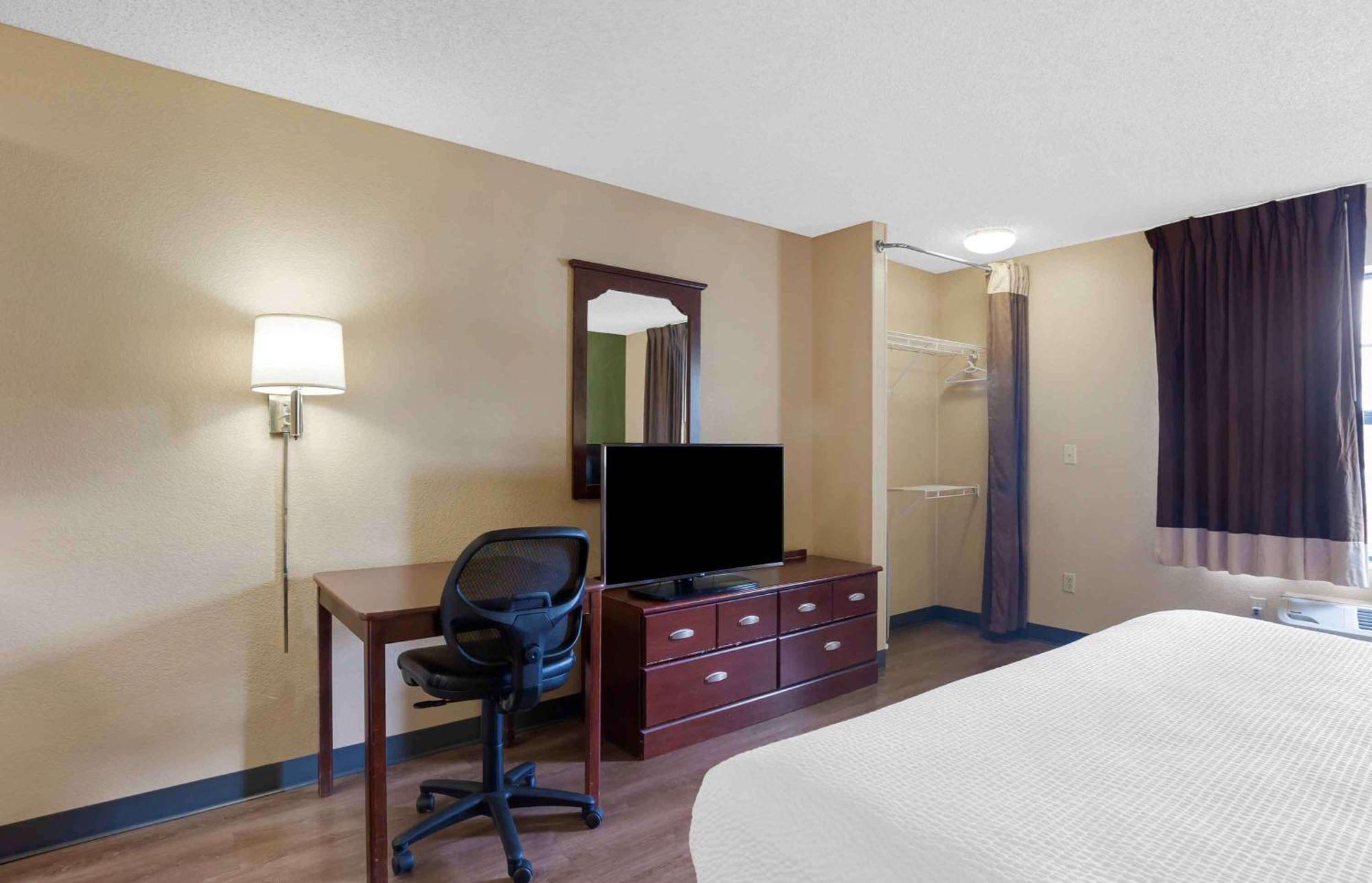 Extended Stay America Suites - Oklahoma City - Airport Екстериор снимка