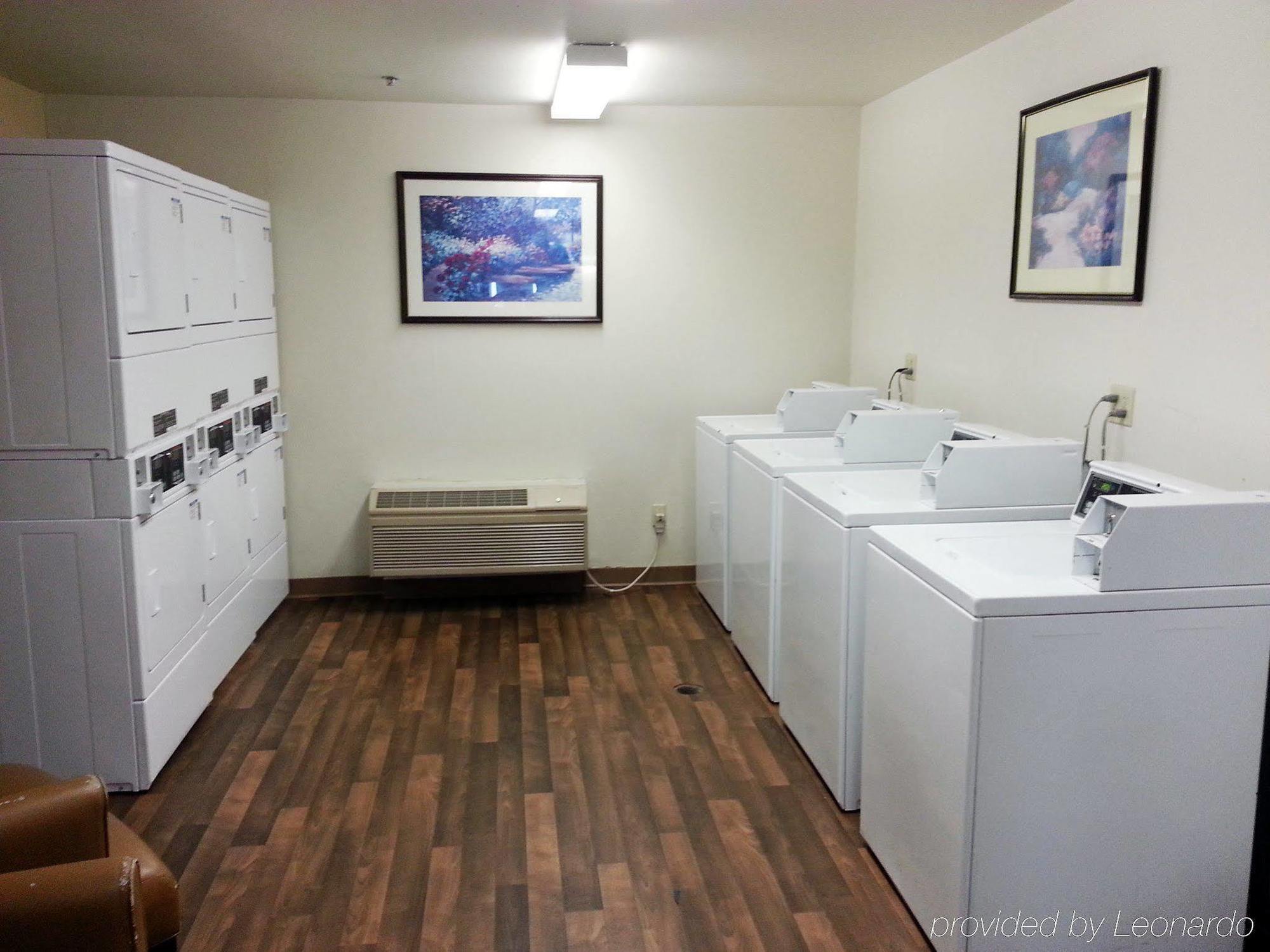 Extended Stay America Suites - Oklahoma City - Airport Екстериор снимка